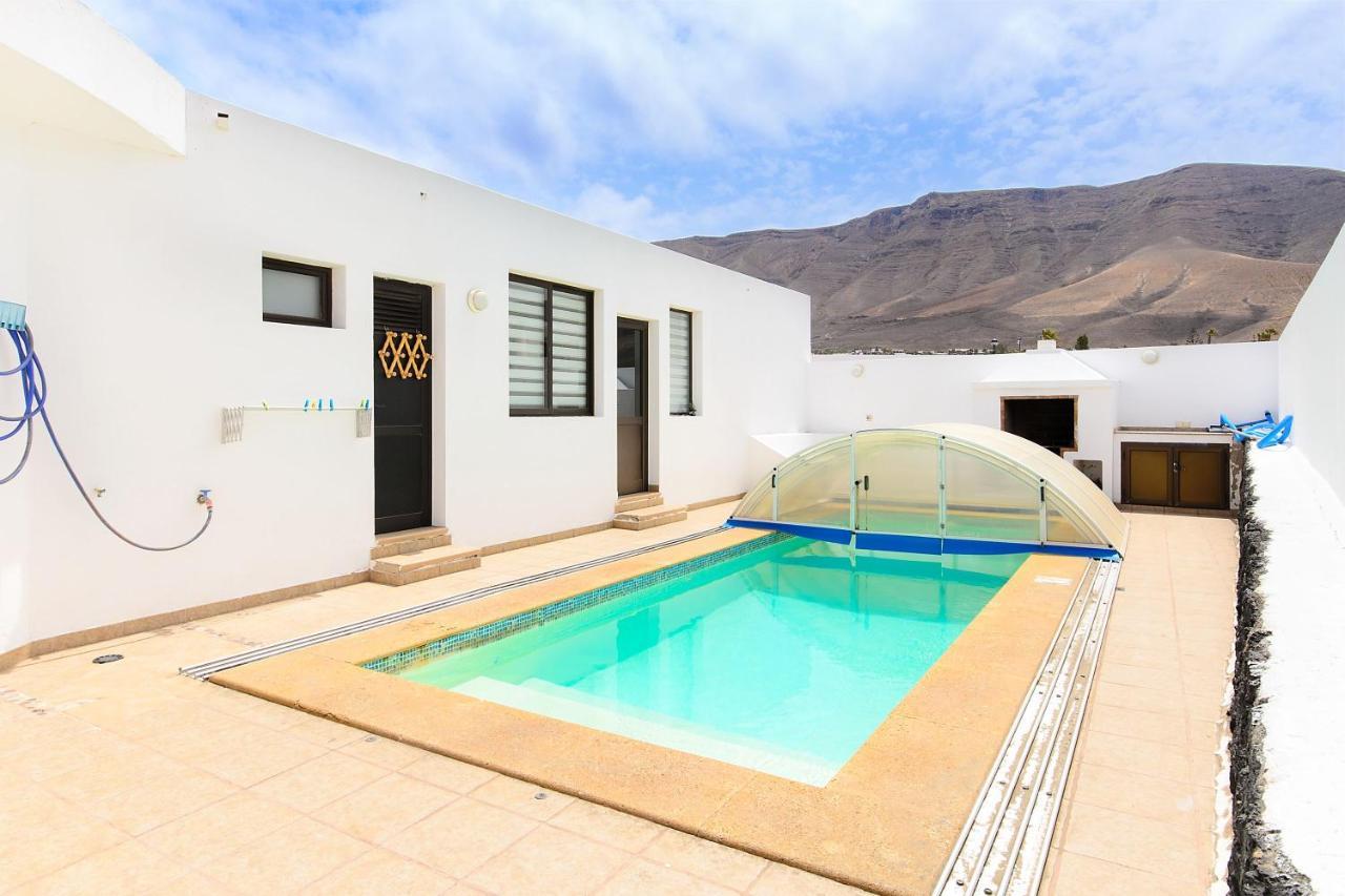 Famara Beach House Экстерьер фото